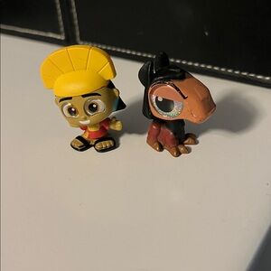 Disney doorables series 10 The emperor’s new groove set